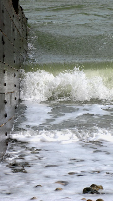 Surf Breakers - m.joy