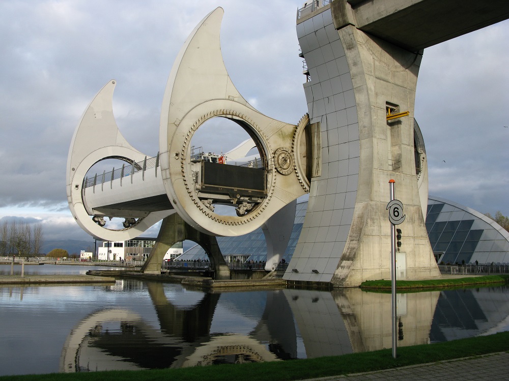 Archimedes - m.joy Archimedes - m.joy